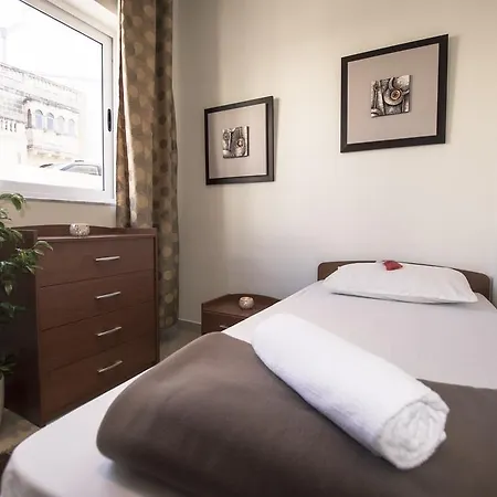 Serenity Appartement San Ġiljan